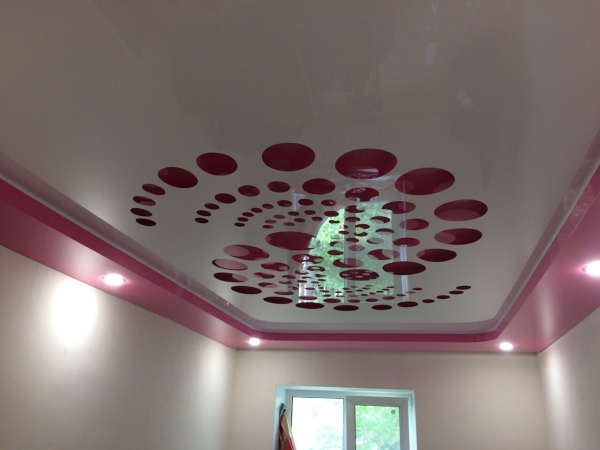 Резные натяжные потолки Apply