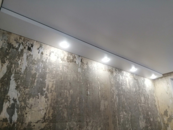 Многоуровневый натяжной потолок